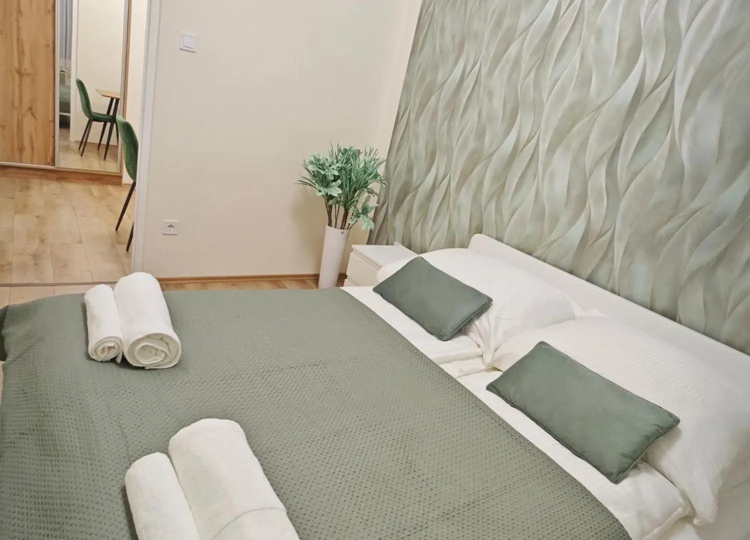 Central Greatforest Apartman Debrecín 0*,